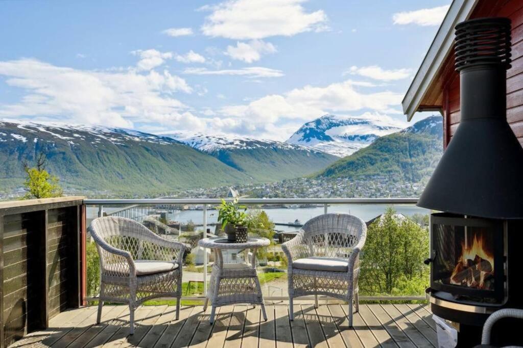 Sea & Mountain View Apartment Tromso Exterior photo